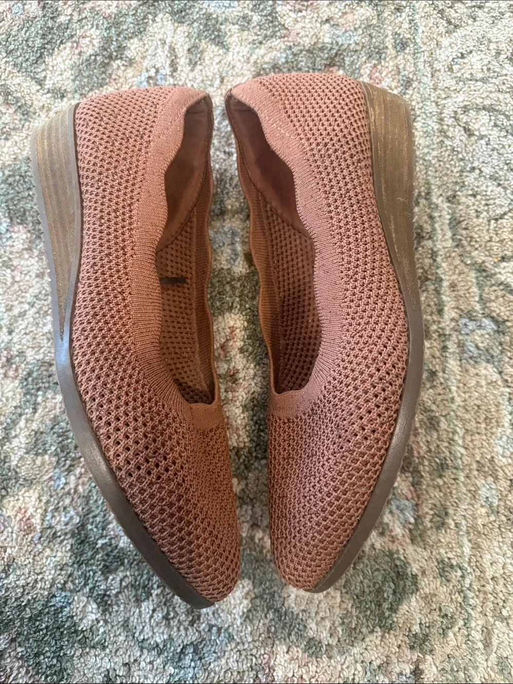 Skechers Women's Cleo sawdust  Knit Slip-On Flats with Memory Foam size 8.5